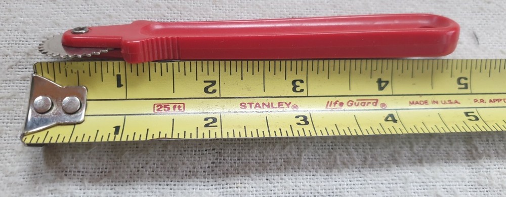 Boye Serrated Tracing Wheel red