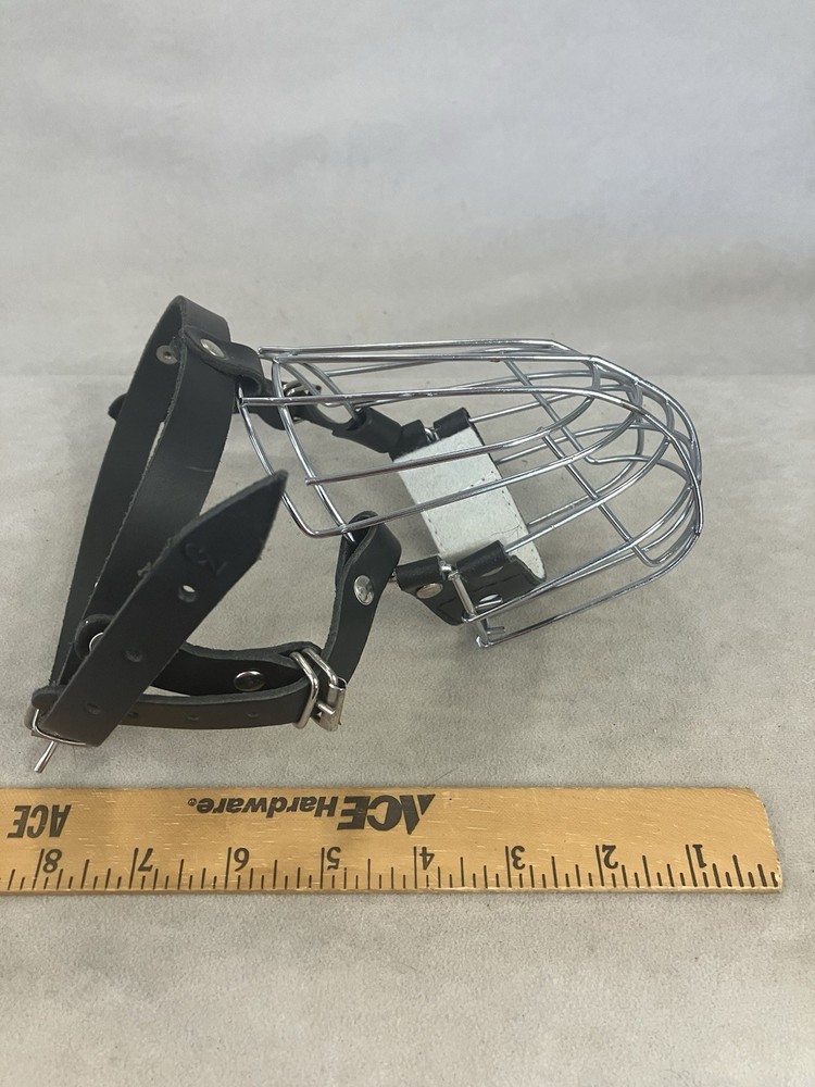 wire basket dog muzzle designed for pet safety