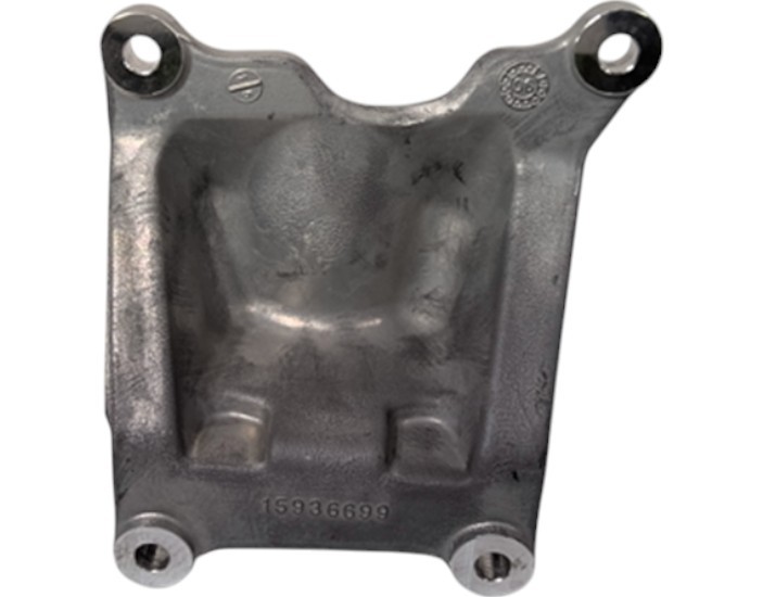 GM BRACKET  ENGINE MOUNT 15936699 NEW OEM 15936699