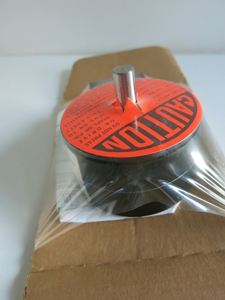 DYNAPAR M050085 ENCODER, NEW