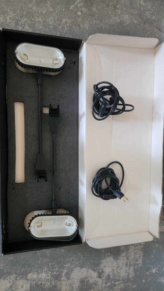 Nomadic Display Stand with Lights