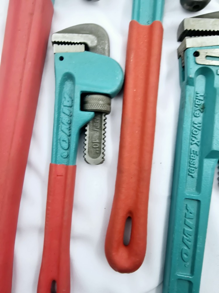 Heavy Duty Pipe Wrench - Set