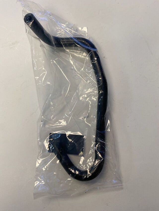 Genuine Nissan Frontier Xterra 3.3 V6 Hose Booster Hose with Check Valve NEW OEM