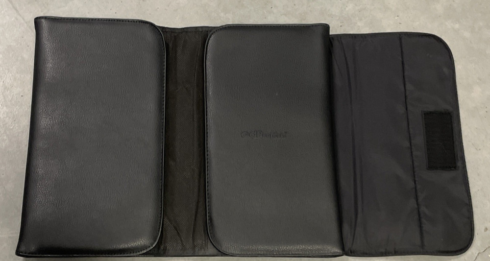 CD Projects Portable CD Holder Case Organizer Travel Storage Preowned