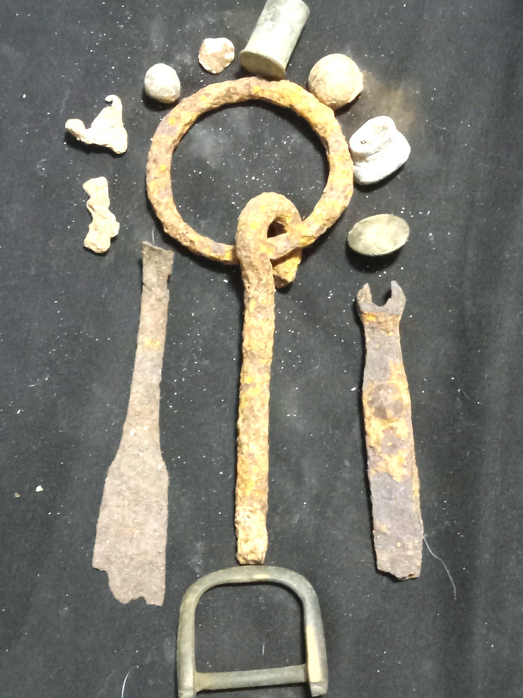 civi war items from pilot knob mo