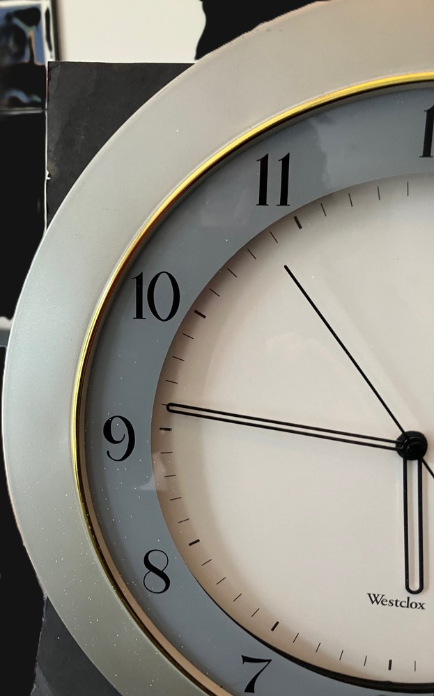 Vintage Westclox Wall Clock It works