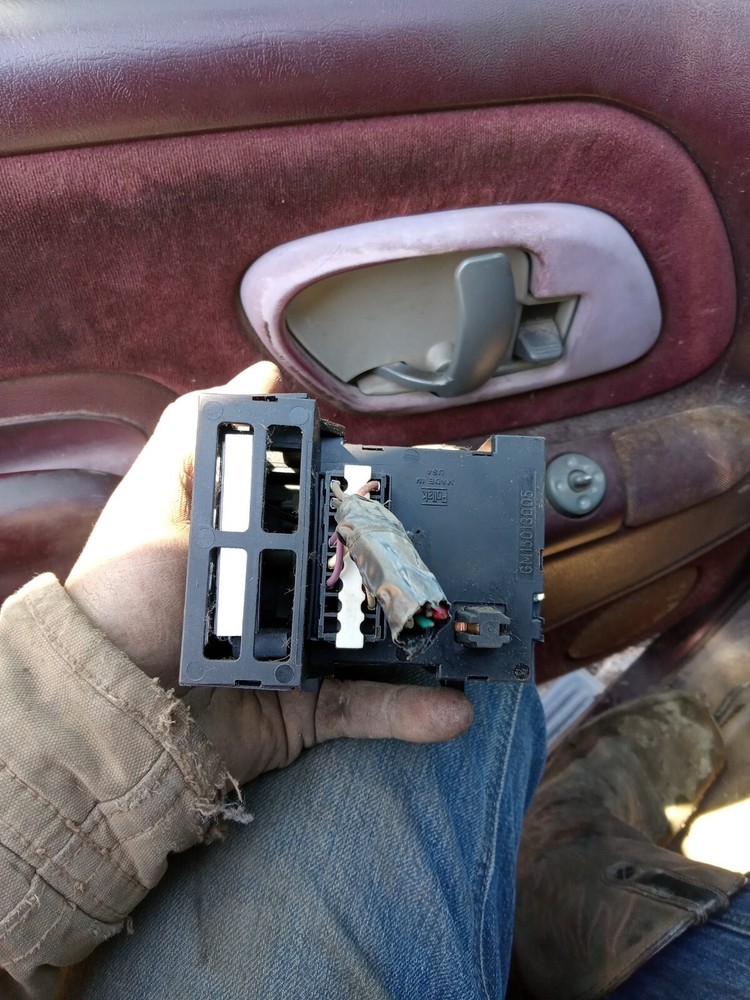 CHEVY / GMC HEADLIGHT, DIMMER,DOME OVERRIDE SWITCH GM15013005