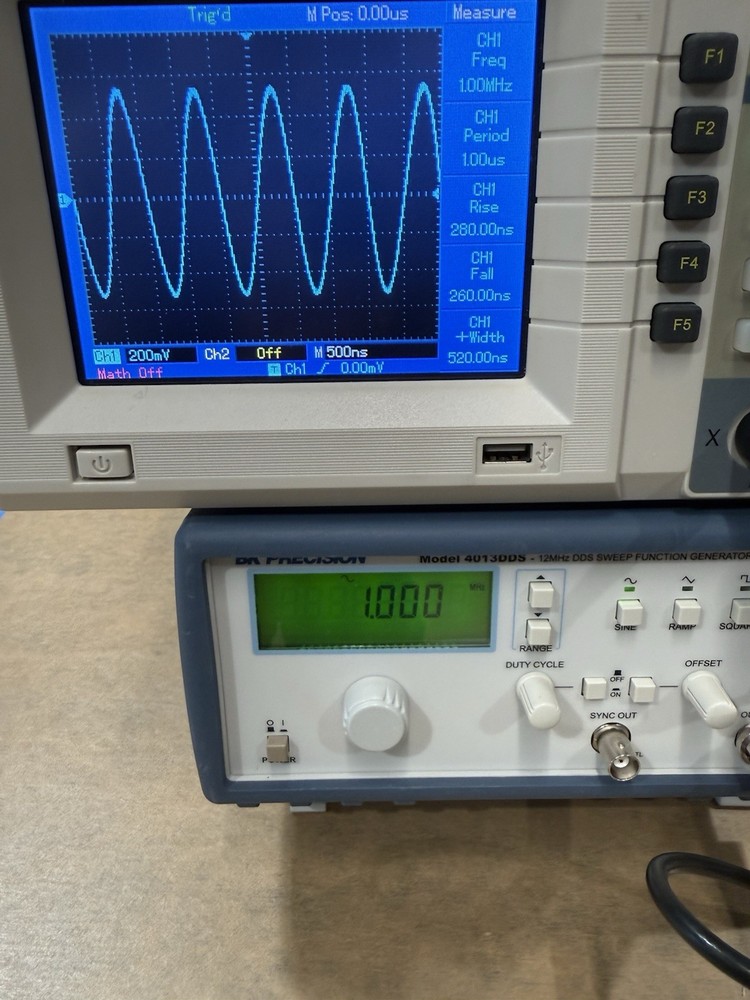B&K PRECISION 4013 DDS-12MHz DDS Sweep Function Generator In Box, w/BNC Cable