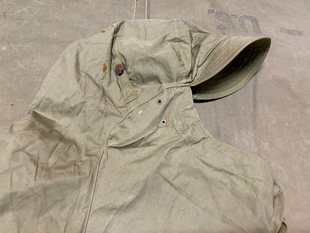 ORIGINAL WWII US ARMY INFANTRY M1941 CLOTH HOOD-MEDIUM, DATED:1943