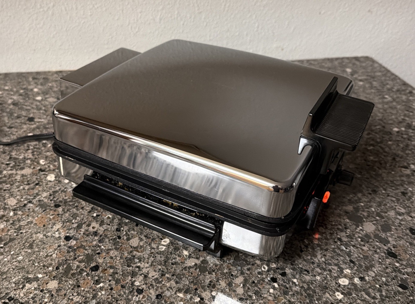 Black & Decker 3 in 1 Waffle Baker Maker Grill G48TD Tested Works Great Clean