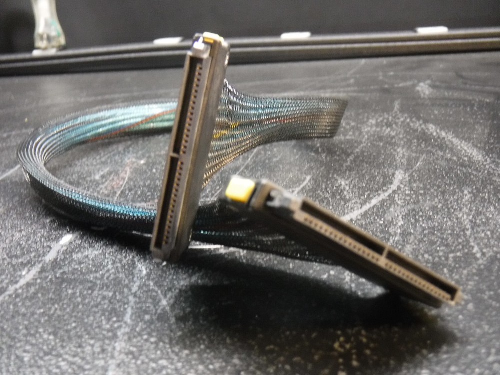 Amphenol 729-4411262 Cable
