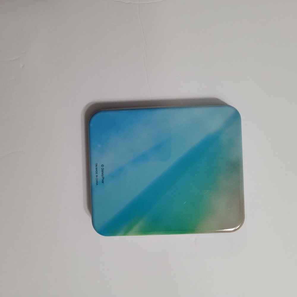 Pixar Dory Lip Smacker Tin