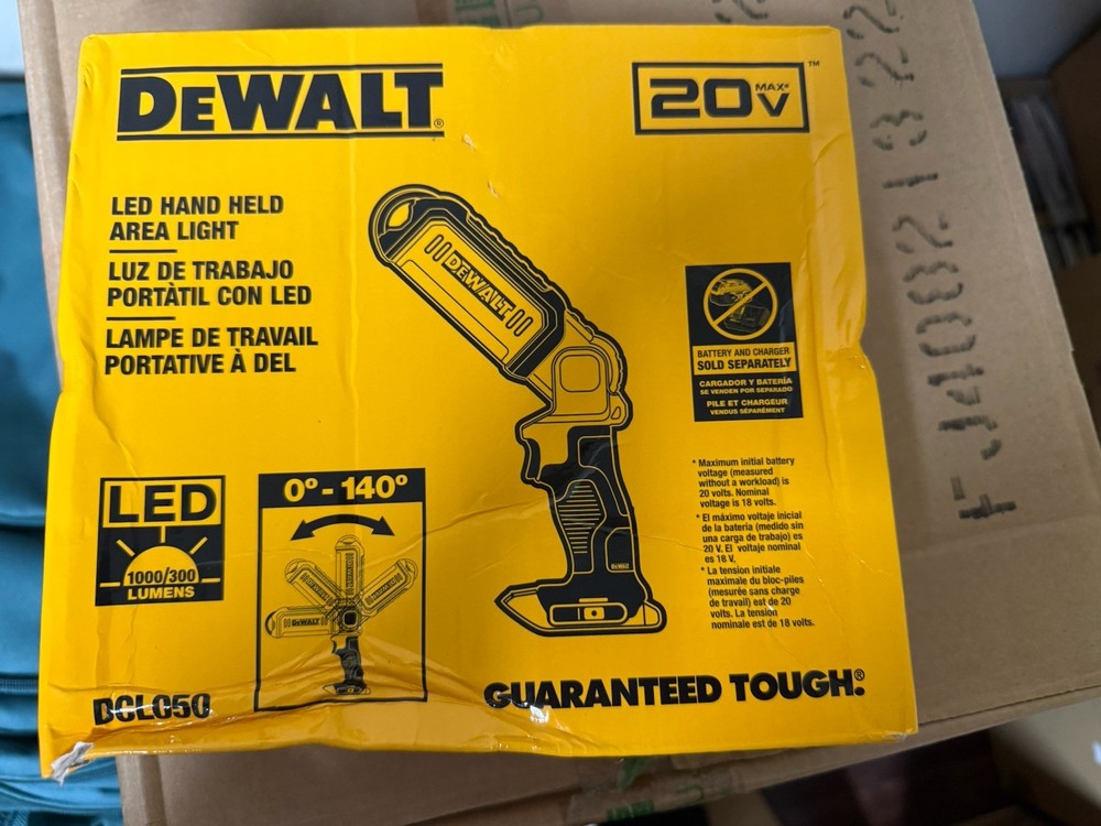 Dewalt DCL050 LED 20V Light Pivoting Flashlight Work Area Light