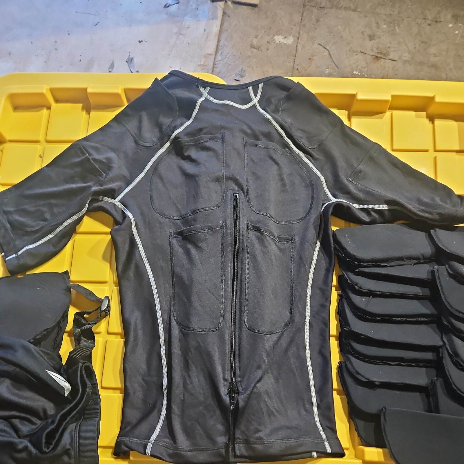 TITIN Force SS Weighted Compression Shirt XL Shorts LG With 22 Weights Set