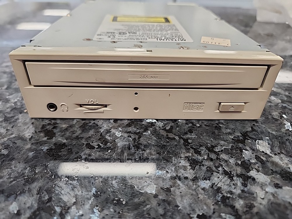 Mitsumi CRMC-FX240S CD ROM Drive