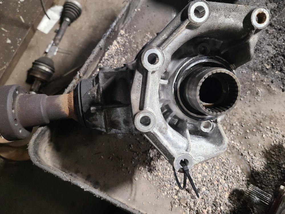 Used Transfer Case Assembly fits: 2017 Ford Fusion  Grade C