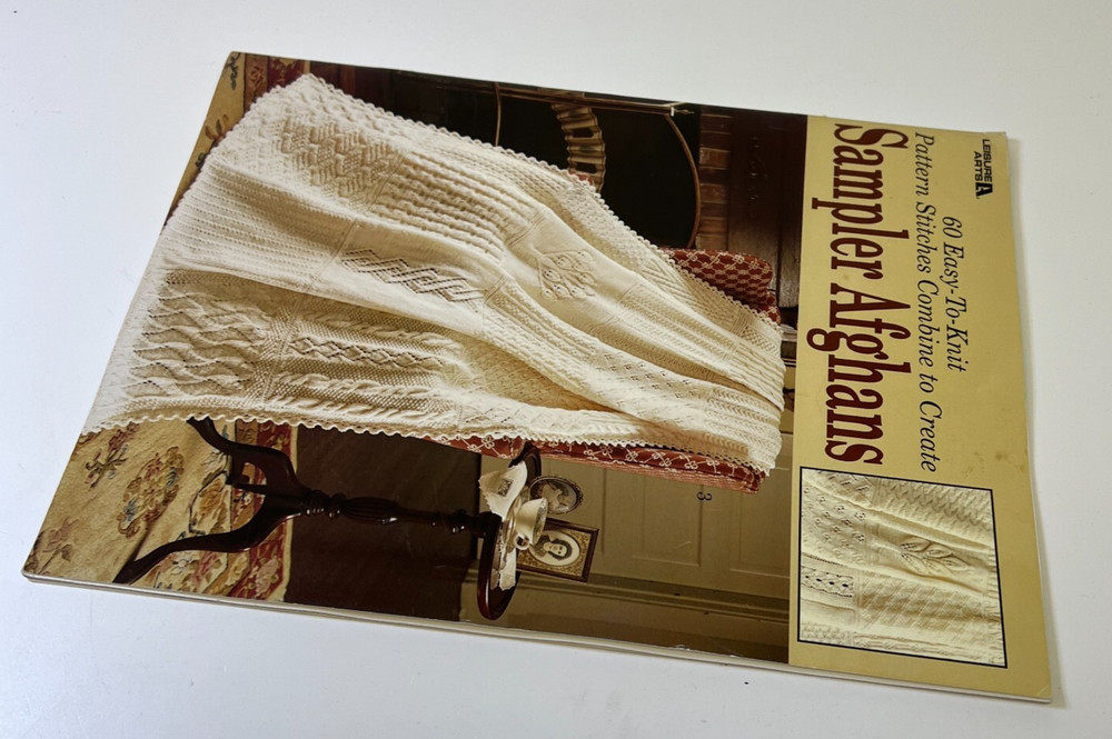 Sampler Afghans - Leisure Arts 932 - 60 Easy To Knit Patterns