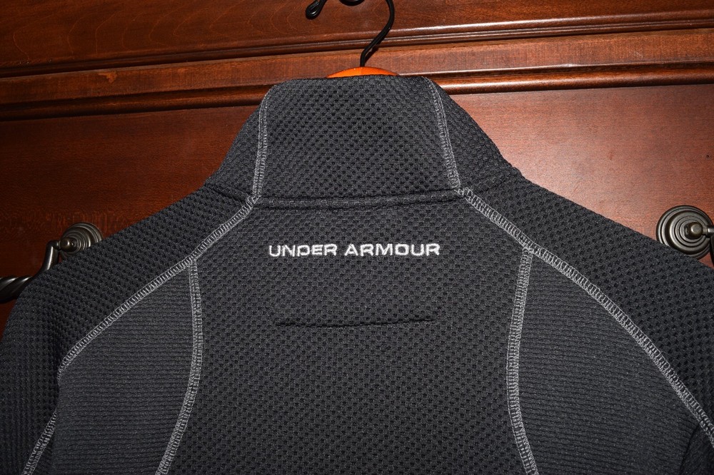 Men's Under Armour 1/4 Zip Pullover Athletic Workout Jacket 1/4 Zip Black Small