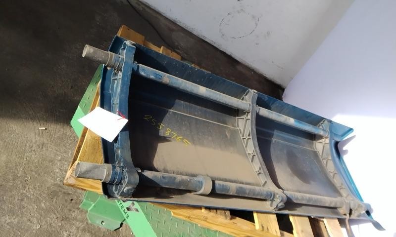 For 2012 PETERBILT 386 SIDE FAIRING Right ,  CO