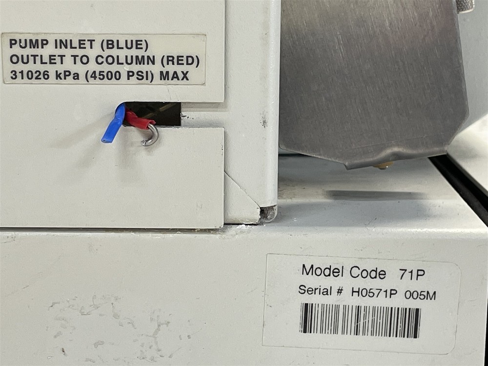 WATERS 717PLUS CHROMATOGRAPHY AUTOSAMPLER WAT078900 + HEATER COOLER MODULE