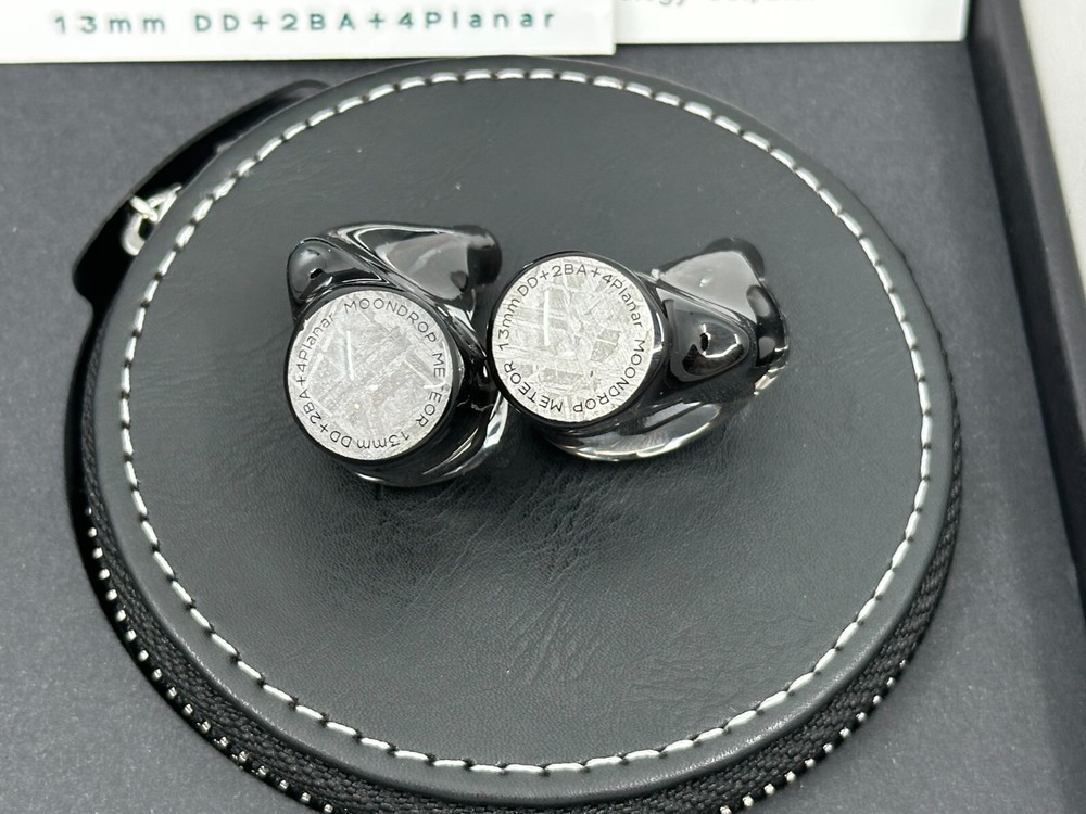 Moondrop Meteor 1DD+2BA+4Planar Earphone 0.78mm 2PinInterchangeable Design Cable