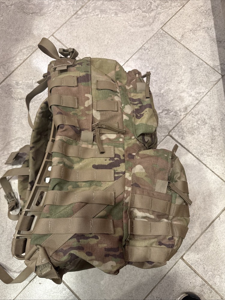 USGI-OCP/MULTICAM-MEDIUM RUCKSACK-COMPLETE-BOTTOM POCKET excellent condition