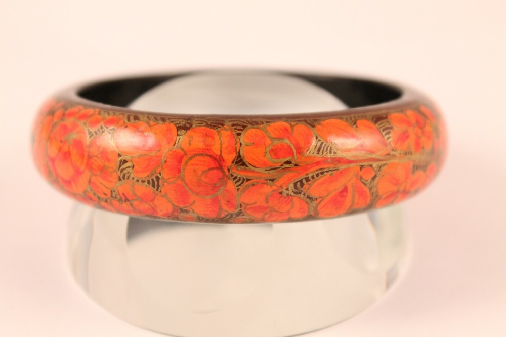 Hand Painted Auburn Flower Form Lacquer Bangle Bracelet