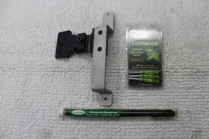 COMPOUND BOW QUICK RELEASE QUIVER BRACKET COMBO