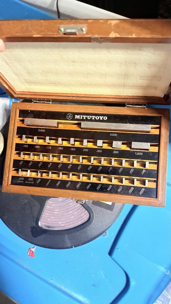 MITUTOYO 516-914-26 35-PC RECTANGULAR GAGE BLOCK SET: 0