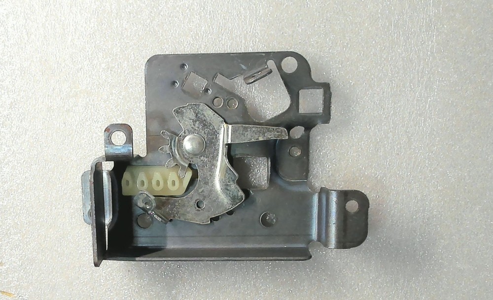 396349 Briggs & Stratton Control Plate