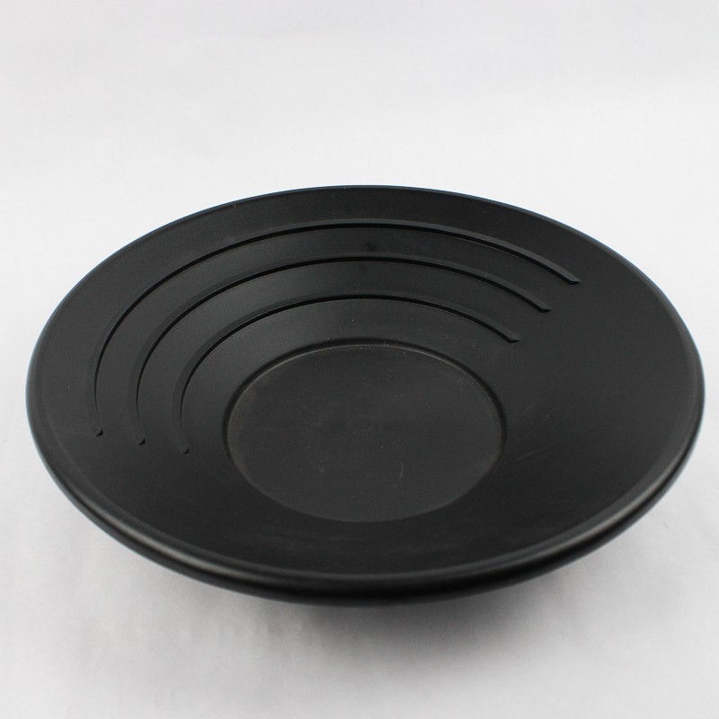 13.5 inch Black Plastic Gold Panning Pan