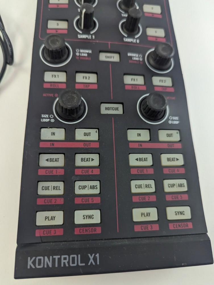 ISSUES TRAKTOR KONTROL X1 NATIVE INSTRUMENTS DJ CONTROLLER MUSIC