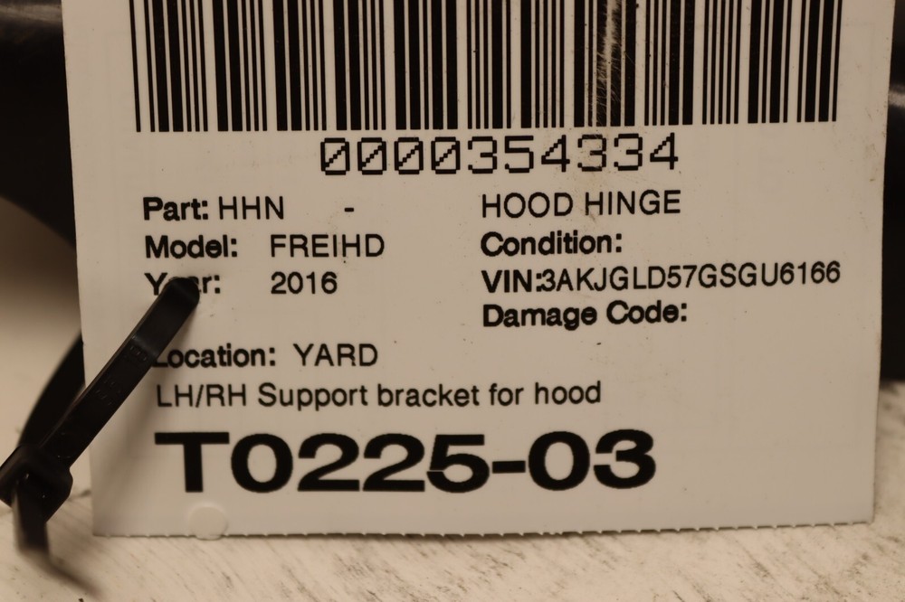 08-17 FREIGHTLINER CASCADIA 125 EVOLUTION HOOD HINGE BRACKET MOUNT OEM