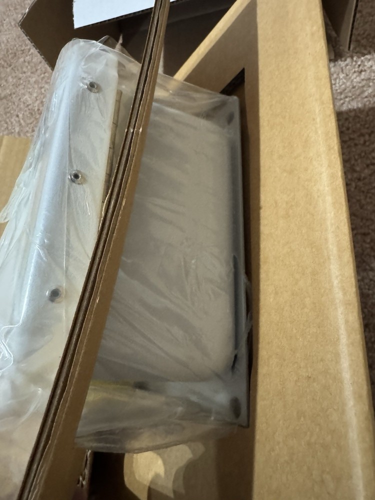 New Pelco WCS1-4 Master Camera Power Supply