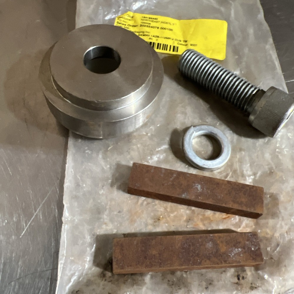 SK9042.1AZB-112MP/4 CUS TW Fixing Element Kit