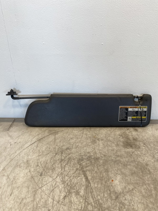Peterbilt 579 Visor (654-10763)