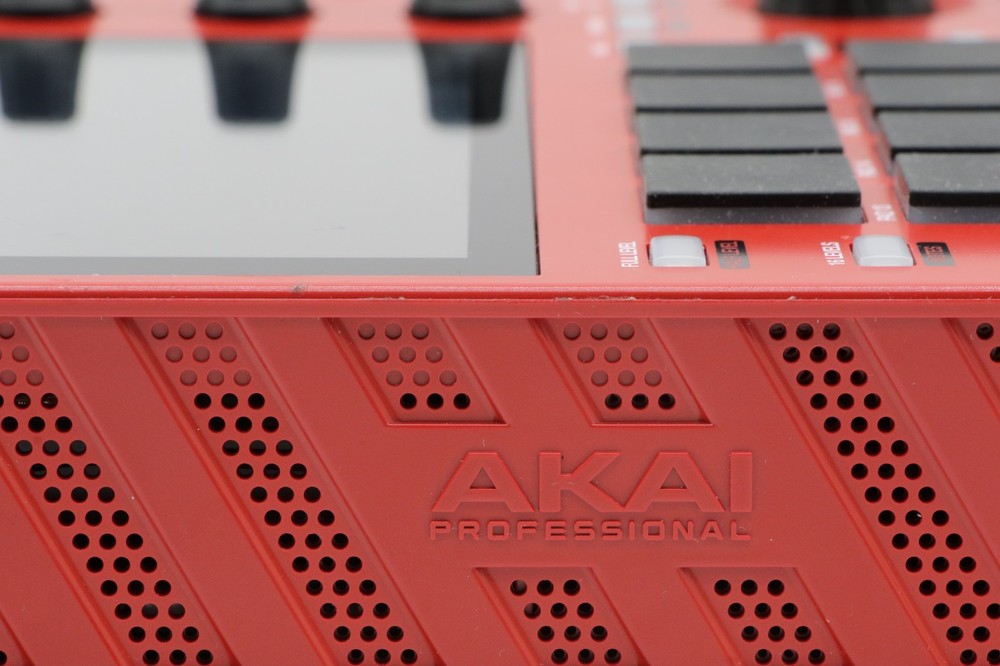 Akai Professional MPC One Plus + Drum Machine Sampler - Red