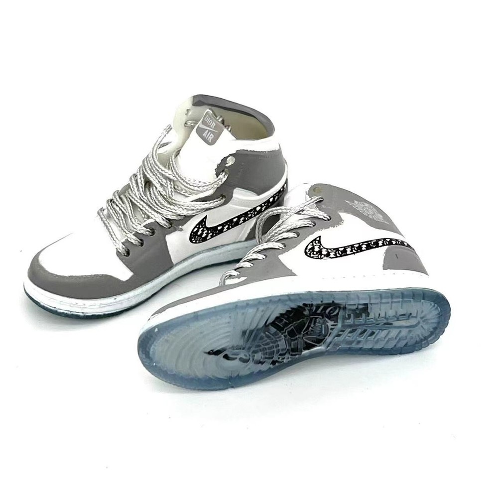 Single Retro High Mini 3D Keychain with movable shoelace-Gray