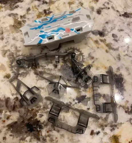 HEXBUG Gladiators Battling Robots Stadium W/ 3 Robots Armor Complete & Works