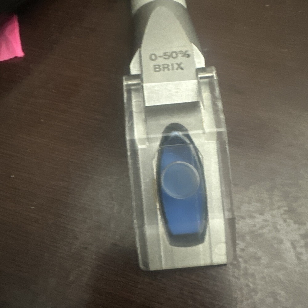 Vee Gee Scientific BX-50 Handheld Refractometer, with Brix Scale, 0-50%