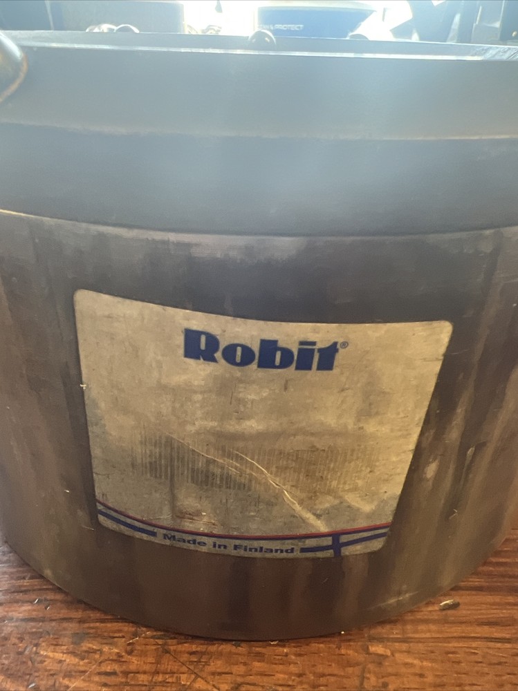 Robit Rock Tools Bits Casing Tuneling Consumables