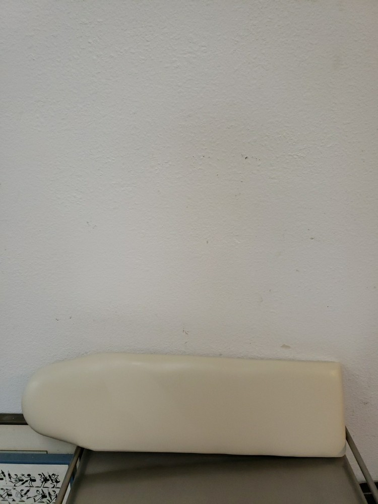 Pillow For Midmark Armboard AT005104