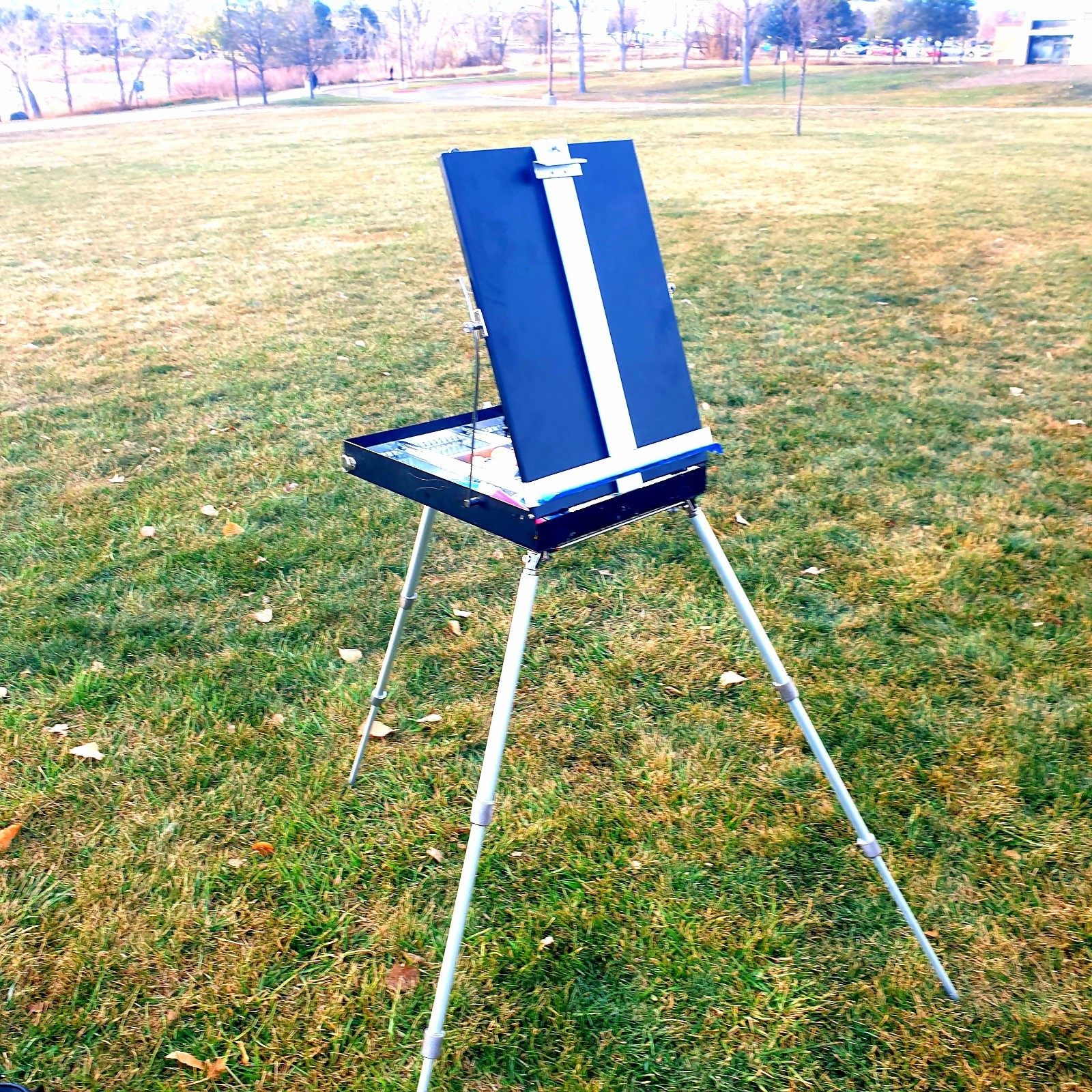 PORTABLE ARTIST EASEL - FULLY ADJUSTABLE STURDY ALUMINUM GREAT CONDITION - ROLFS