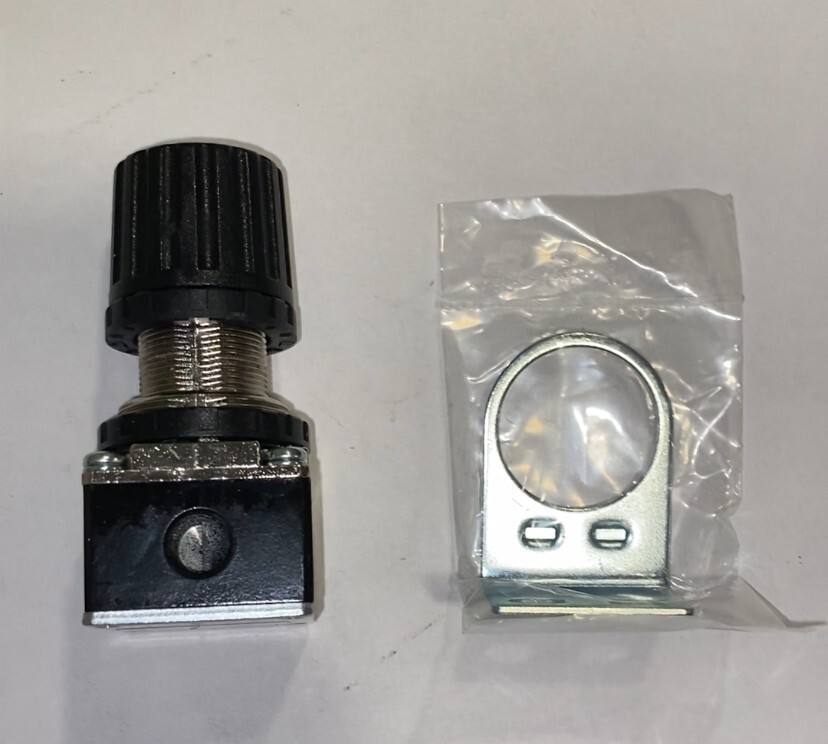 THB Air Pressure Regulator for compressor R152N w/ Bracket