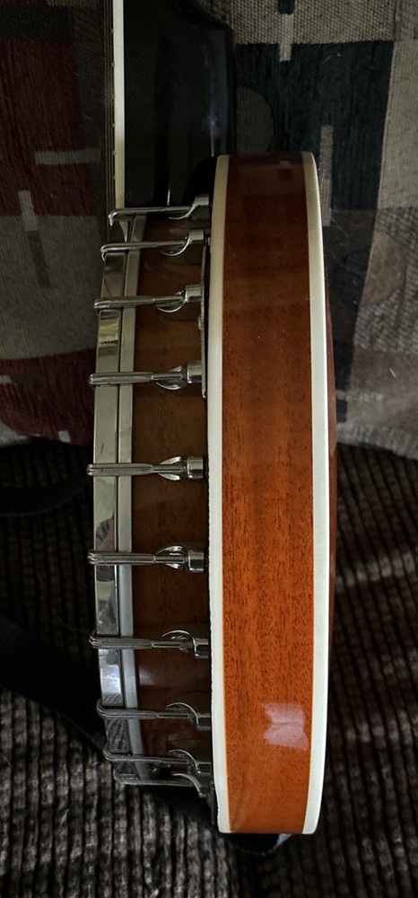 ADM 5 String Banjo W/ Remo Weatherking Head And Strap