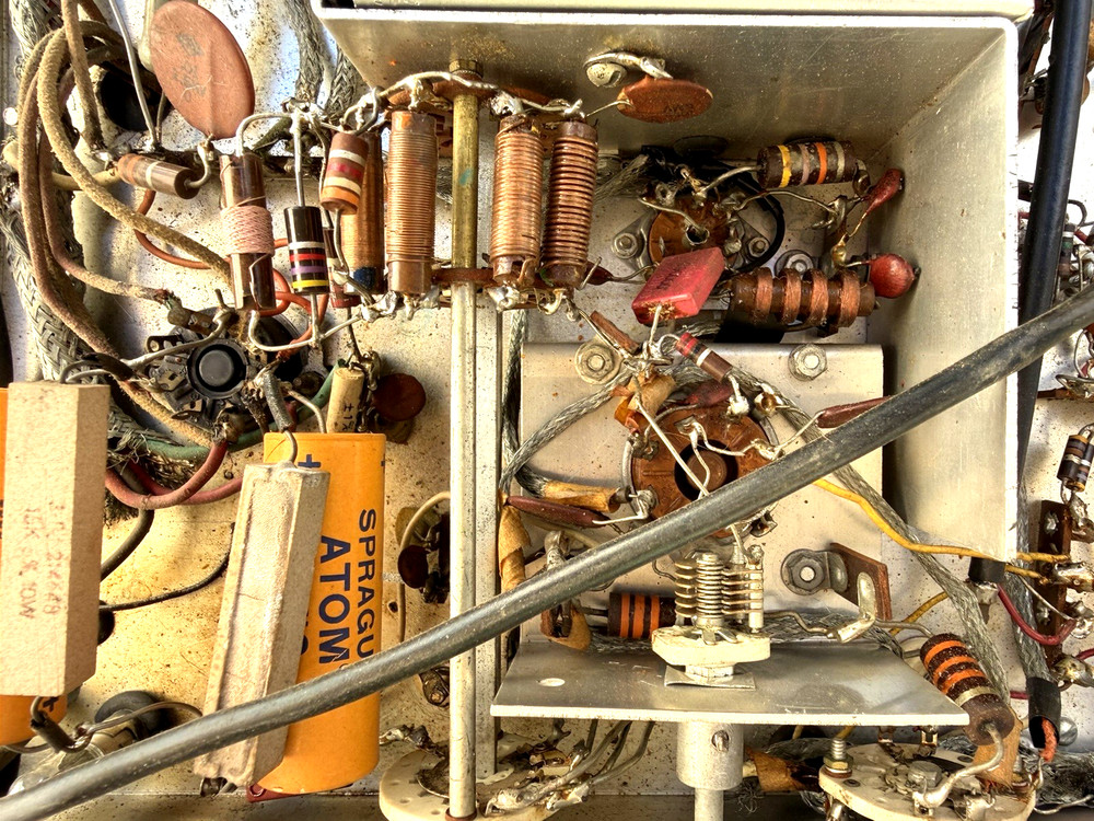 Vintage HeathKit DX-35 Transmitter AS IS-POWERS ON-PLEASE READ