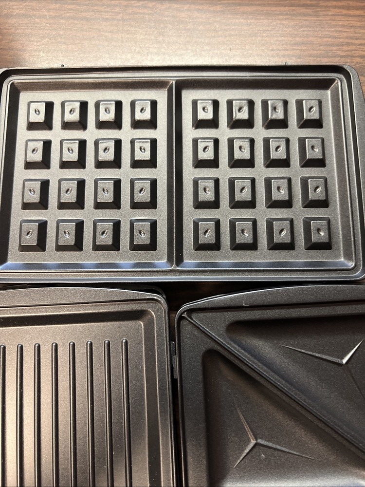 6 Ea B&Decker Interchangeable Nonstick Plates For Sandwich, Waffle, Panni Maker