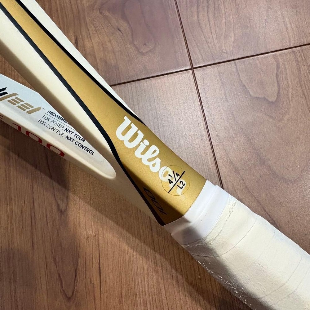 Wilson PRo Staff SIx one 100