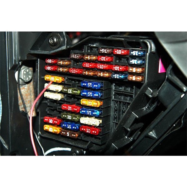 100pcs Car Auto Standard/Medium Blade Fuse 2A~35A Assorted Set + 1pc Puller Kit