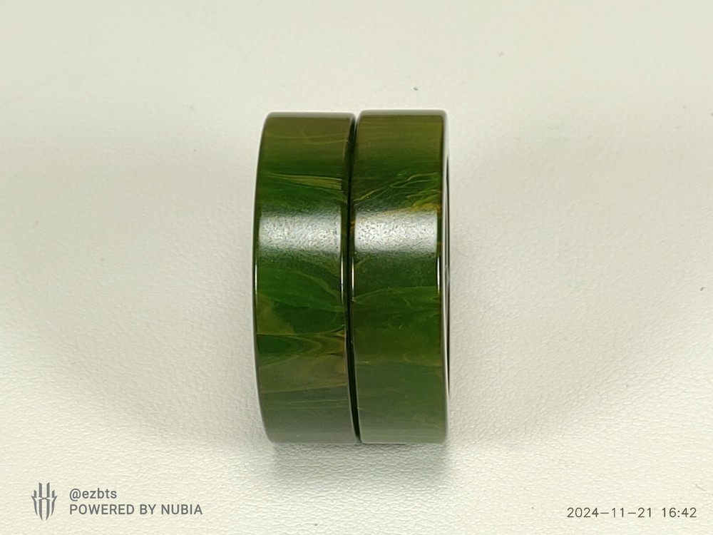 Bakelite Backgammon Chip Disc Green Yellow swirl 1.72" Replacement Catalin 1 pc